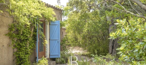 Дом с 7 спальнями в Дзондза, Франция № 79113 17