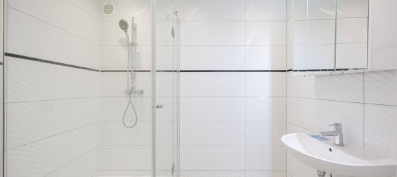 3 rooms Apartment in Baden-Wurttemberg, Germany No. 111104 4