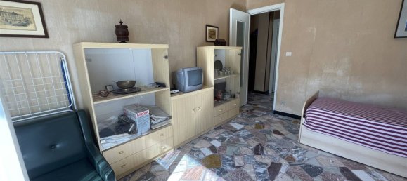 3 rooms Apartment in Noli, Italy No. 173030 6