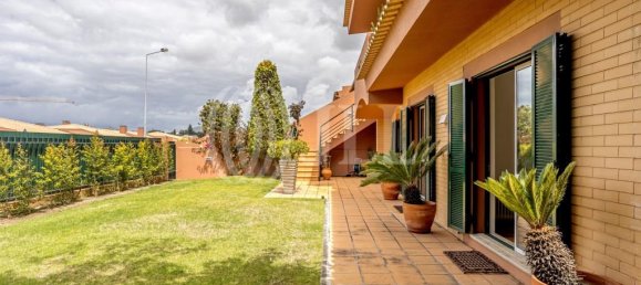 3 Schlafzimmer Doppelhaus in Cascais, Portugal, Nr. 142856 32