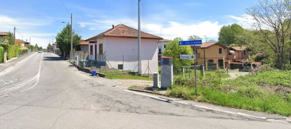 Дом с 3 комнатами в Сомма Ломбардо, Италия № 14461 5