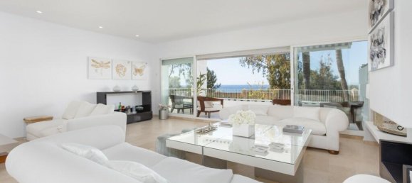 Ático de 3 dormitorios en Marbella, Spain No. 88957 2