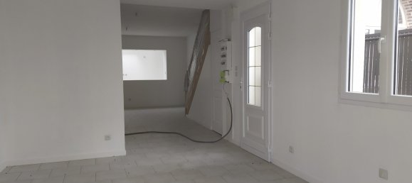 2 bedrooms Duplex in Beauvais, France No. 93973 3