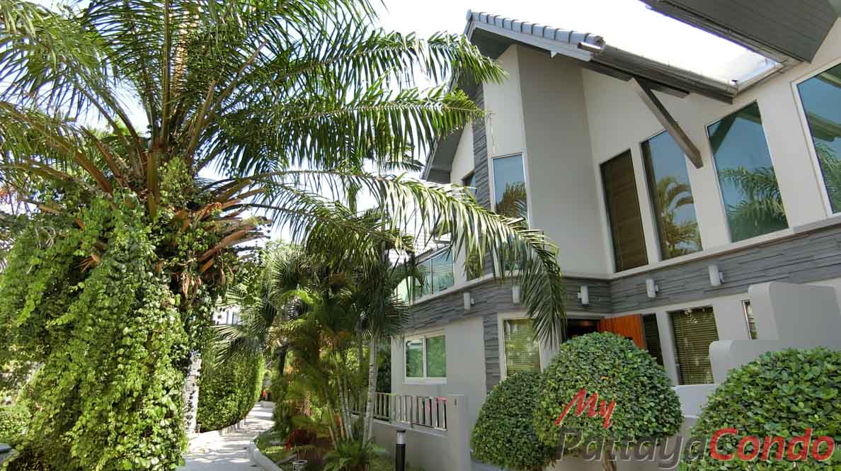 Casa de 4 dormitorios en Bang Lamung, Thailand No. 3025