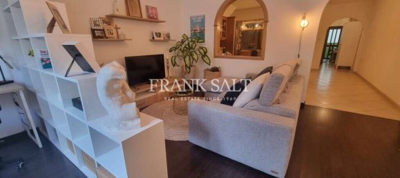 2 Schlafzimmer Maisonette-Wohnung in Gharghur, Malta, Nr. 7371 2