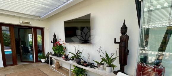 Villa de 8 dormitorios en Marbella, Spain No. 117814 21