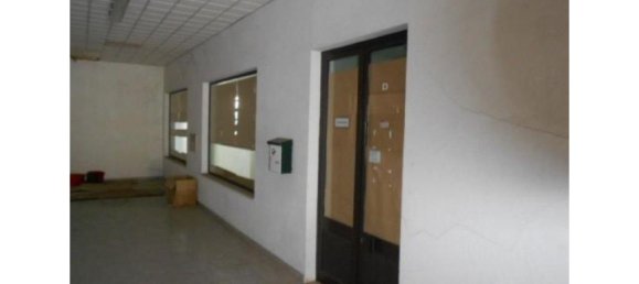 276m² Commercial property in Proenca a Nova, Portugal No. 78365 11