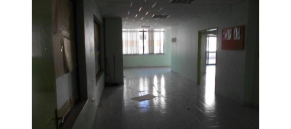 276m² Commercial property in Proenca a Nova, Portugal No. 78365 14