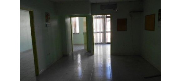 276m² Commercial property in Proenca a Nova, Portugal No. 78365 3