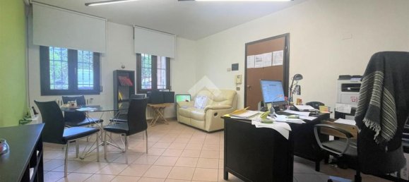 75m² Office in Rubiera, Italy No. 224515 8