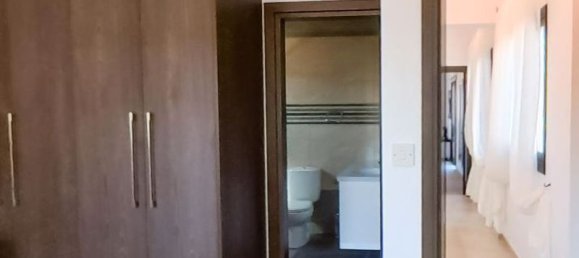 Вилла с 4 спальнями в Куклия, Кипр № 64165 15