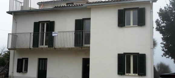Casa de 5 habitaciónes en Vallerotonda, Italy No. 153959 4