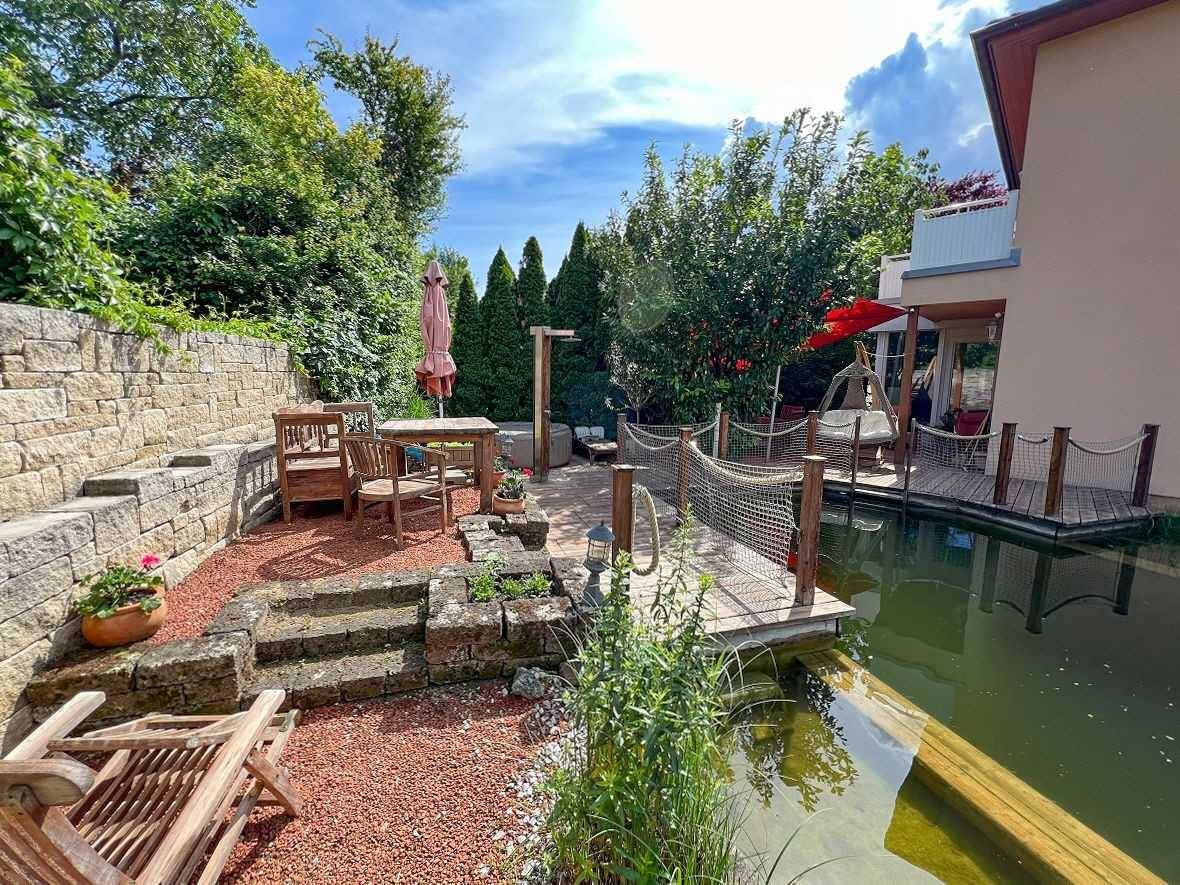 7 rooms House in Wiener Neustadt, Austria No. 159024