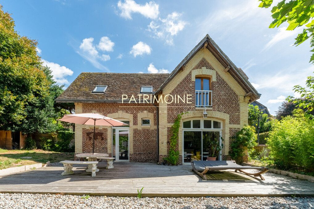 Casa de 3 dormitorios en Etretat, France No. 317736