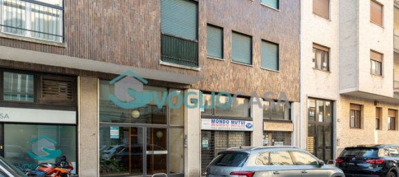 3 bedrooms Apartment in Milan, Italy No. 357921 5