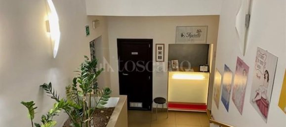 7-Zimmer Wohnung in Rome, Italy, Nr. 44726 3