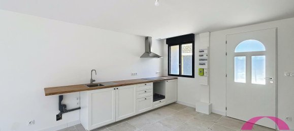 2 bedrooms House in Noisy-sur-Ecole, France No. 175080 4