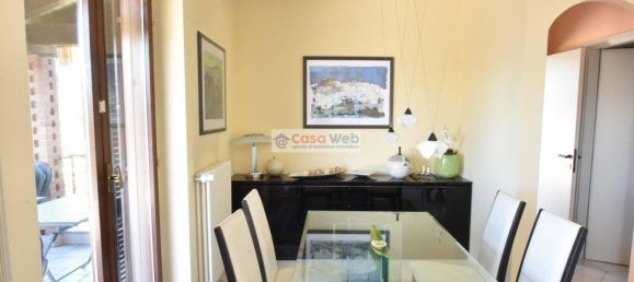 3غرفة شقة في Agra, Italy رقم 83964 9