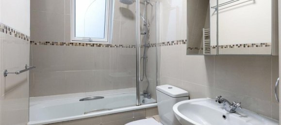 1 bedroom Apartment in London, United Kingdom No. 3803 8