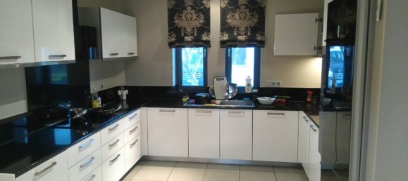 7 bedrooms Villa in Loutraki, Greece No. 1340 4