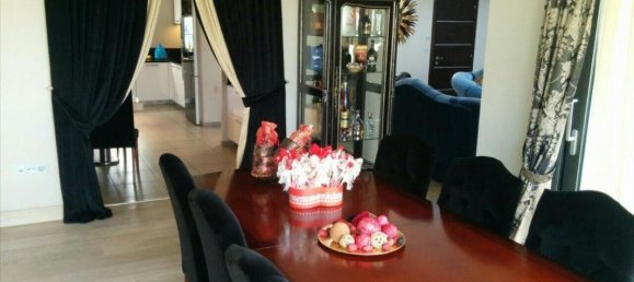 7 bedrooms Villa in Loutraki, Greece No. 1340 6