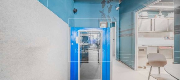 5 rooms Commercial property in Turin, Italy No. 312918 9