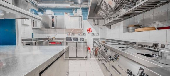 5 rooms Commercial property in Turin, Italy No. 312918 13