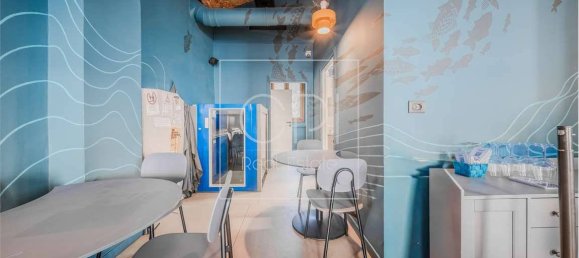 5 rooms Commercial property in Turin, Italy No. 312918 8