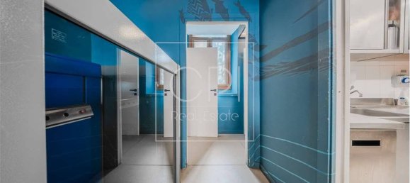 5 rooms Commercial property in Turin, Italy No. 312918 16