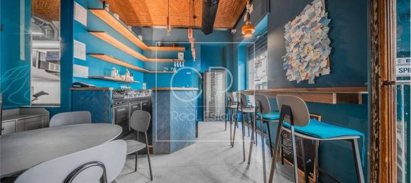 5 rooms Commercial property in Turin, Italy No. 312918 30