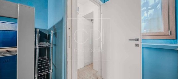 5 rooms Commercial property in Turin, Italy No. 312918 23
