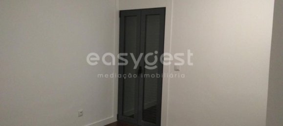 4 Schlafzimmer Wohnung in Porto, Portugal, Nr. 78656 20
