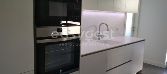 4 Schlafzimmer Wohnung in Porto, Portugal, Nr. 78656 8