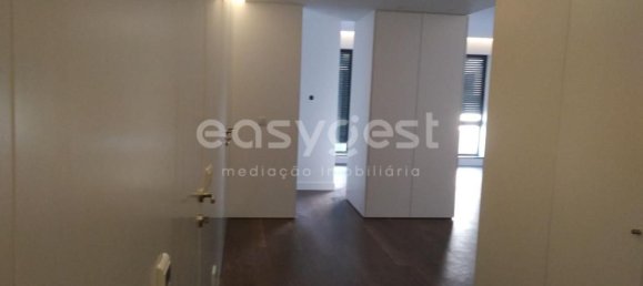 4 Schlafzimmer Wohnung in Porto, Portugal, Nr. 78656 4