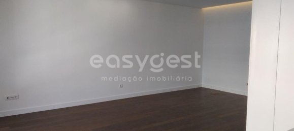 4 Schlafzimmer Wohnung in Porto, Portugal, Nr. 78656 18