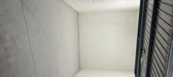  مرآب في Rome, Italy 16متر مربع رقم 177046 18