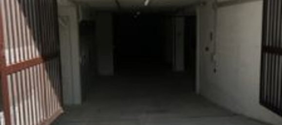  مرآب في Rome, Italy 16متر مربع رقم 177046 7