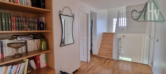 Villa de 4 dormitorios en Fontaine-Macon, France No. 84716 10