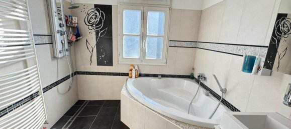 10 bedrooms Building in Solingen, Germany No. 318322 4