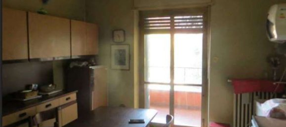 2 rooms Apartment in Sesto San Giovanni, Italy No. 99736 4