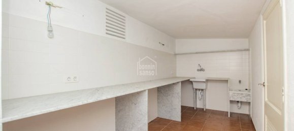 2 Schlafzimmer Wohnung in Mahon, Spain, Nr. 1452 12