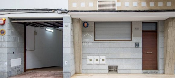 2 Schlafzimmer Wohnung in Mahon, Spain, Nr. 1452 2