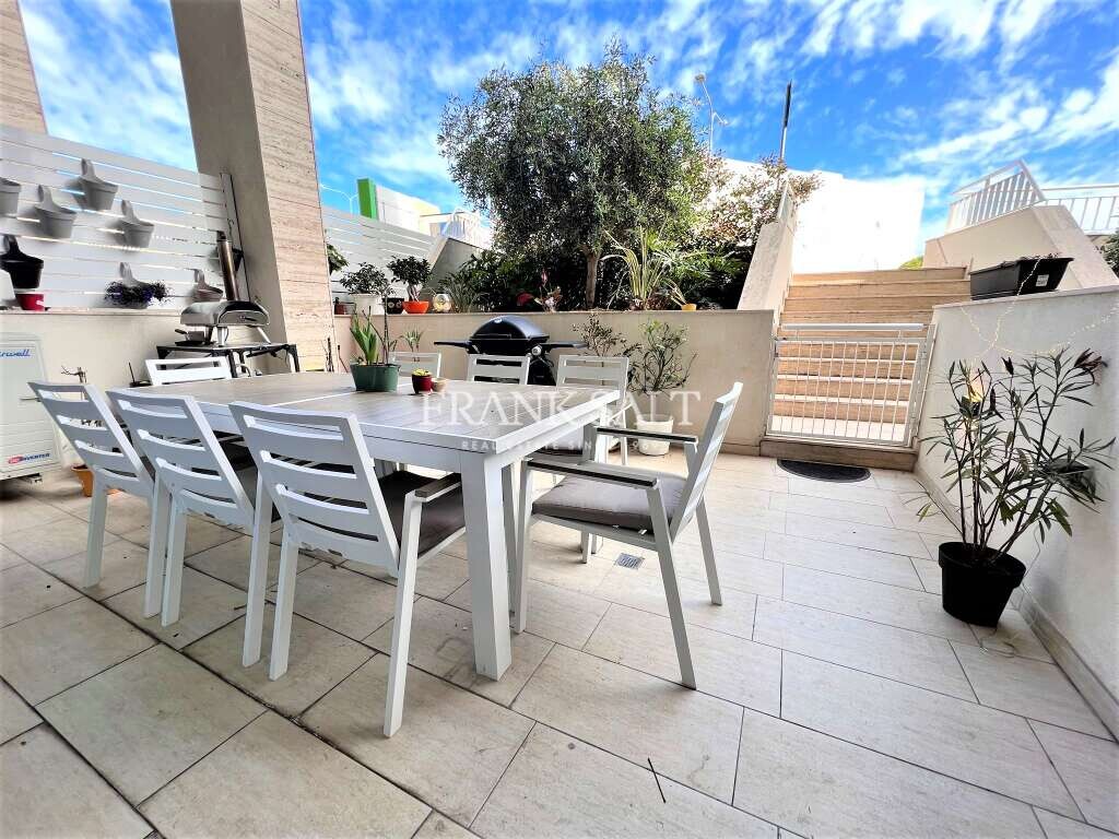 2 Schlafzimmer Wohnung in Swieqi, Malta, Nr. 4840