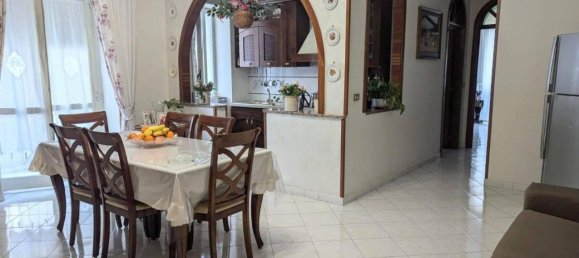 Apartamento de 3 habitaciónes en Torre Annunziata, Italy No. 32486 11
