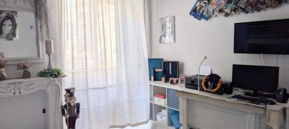 Apartamento de 3 habitaciónes en Torre Annunziata, Italy No. 32486 5