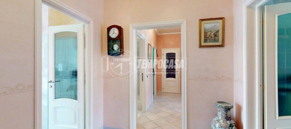 Apartamento de 3 dormitorios en Turin, Italy No. 305560 30