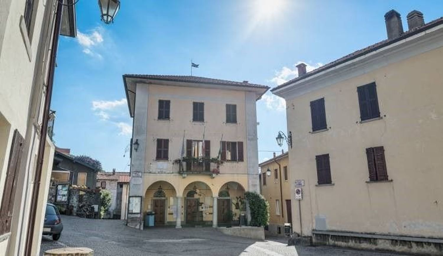 2 rooms Apartment in Orino, Italy No. 283255