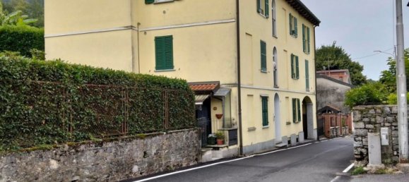 2 rooms Apartment in Orino, Italy No. 283255 2