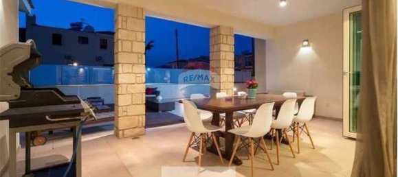 6 bedrooms Villa in Paphos, Cyprus No. 7084 6