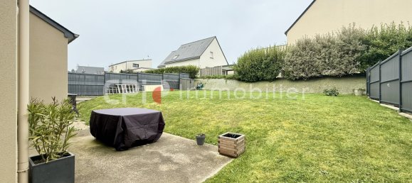 Casa de 4 dormitorios en Saint-Meloir-des-Ondes, France No. 189974 9